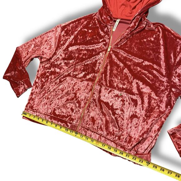 Fabletics Crushed Velour Zip Up Hoodie Sweatshirt Strawberry Red Sz 1X MSRP $85 - Picture 11 of 11